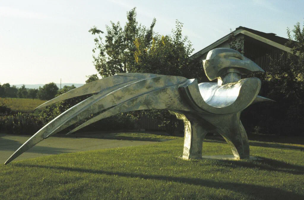 Sphinx, Seitenansicht, Skulptur, Edelstahl