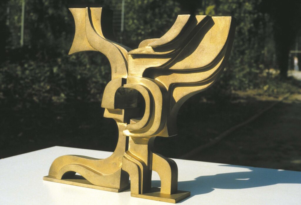 Stahlbaum, Dreiviertelansicht, Modell, Bronze