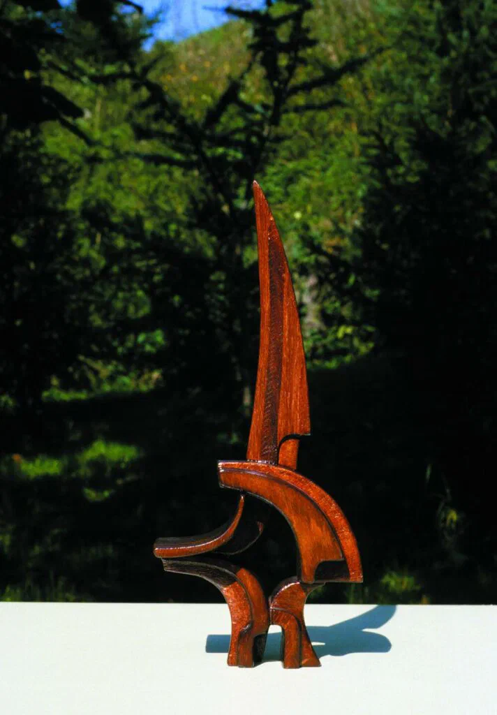 Einhorn, Seitenansicht, Skulptur, Sperrholz